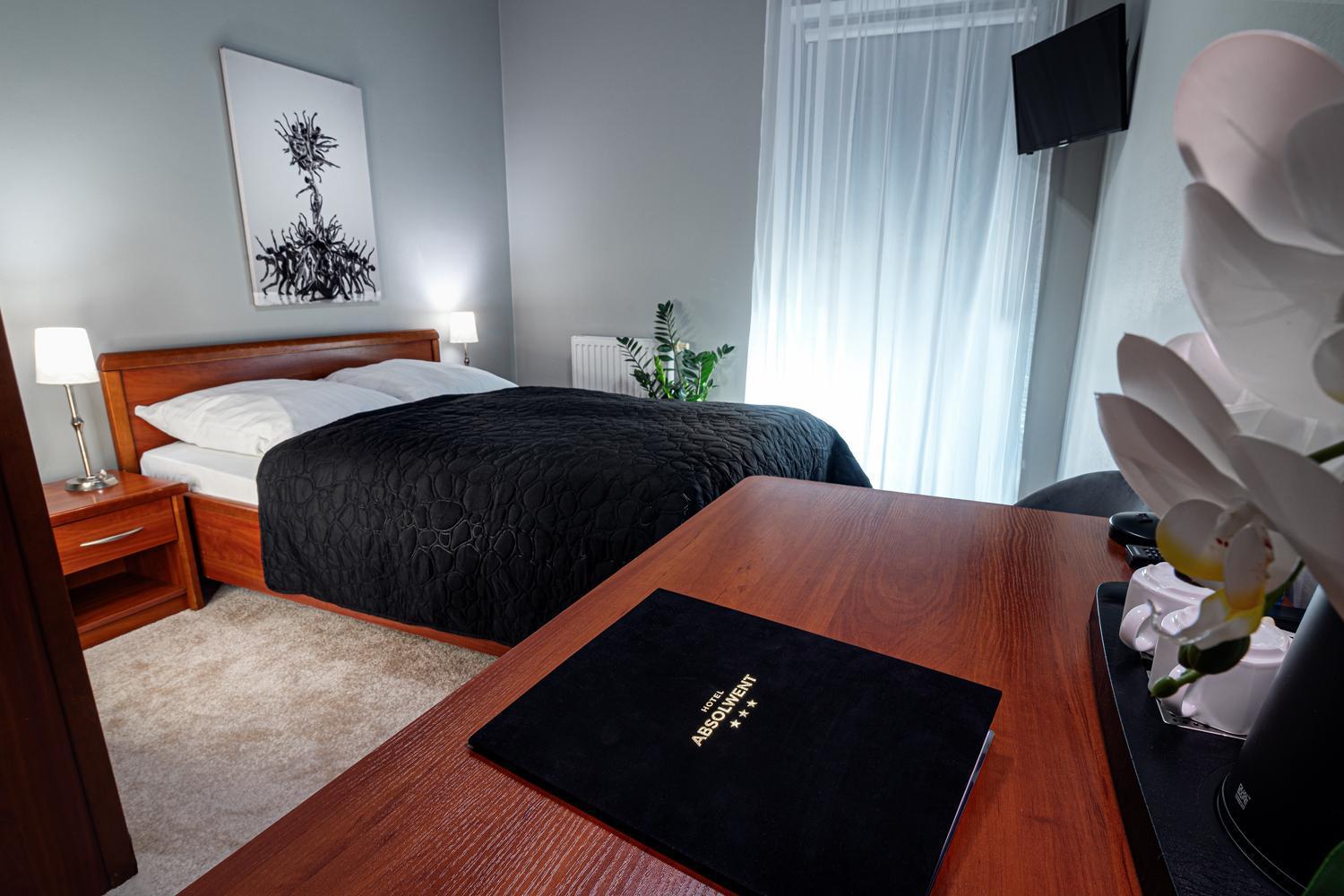 Hotel Absolwent Gostyń Exteriér fotografie