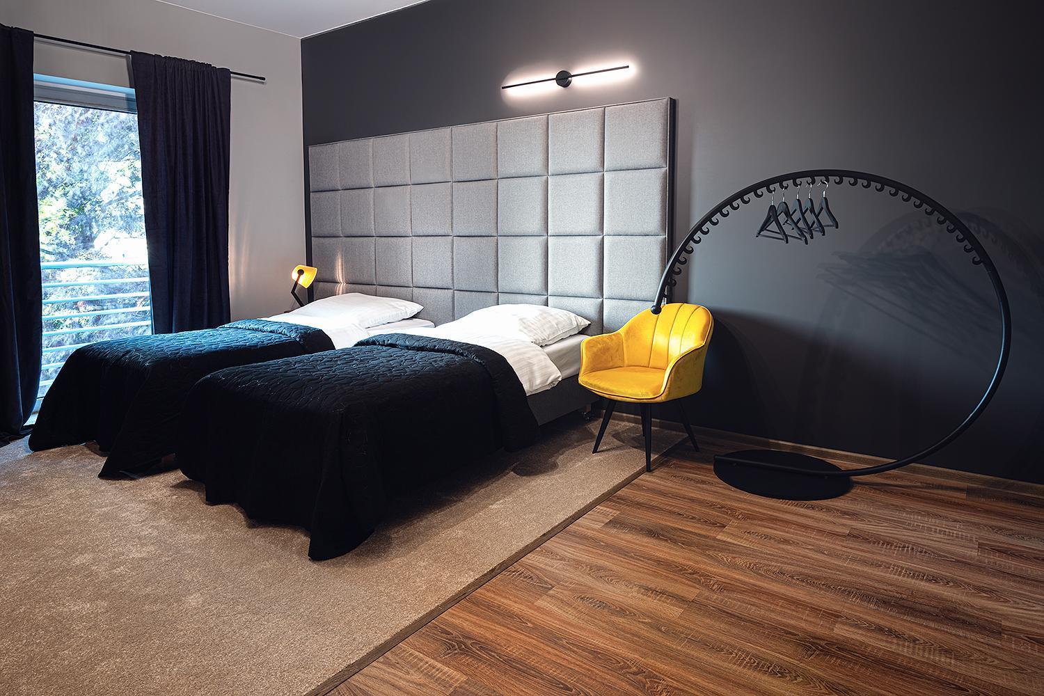 Hotel Absolwent Gostyń Exteriér fotografie