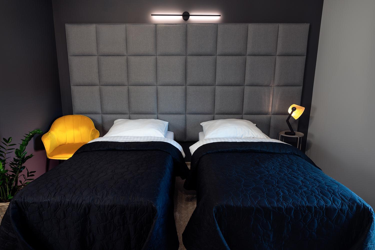 Hotel Absolwent Gostyń Exteriér fotografie
